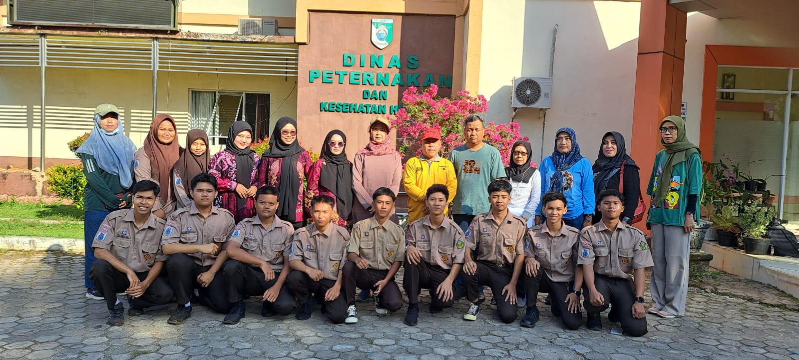 Dinas Peternakan dan Kesehatan Hewan Sambut Siswa SMKN PP Pelaihari untuk Praktek Kerja Lapangan